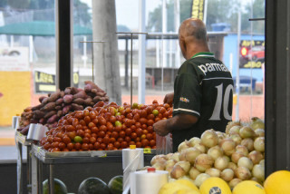 Guerra pressiona alimentos e já eleva preços no Estado