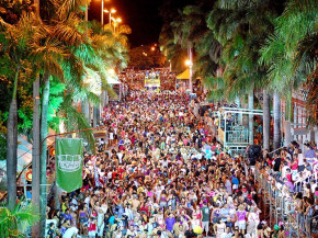 O Carnaval é uma celebração de cores, ritmos e tradições