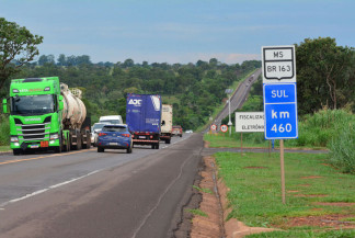 Governo espera para maio permissão da União para MS conceder trecho de BRs
