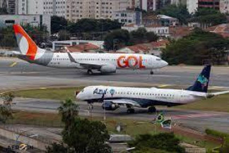 Cade vê risco de passagem aérea subir se a Azul comprar a Gol