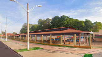 Alan Guedes assina ordem de serviço para cobertura da Feira Central de Dourados