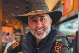 Prefeito "Mais louco do Brasil" recebe ultimato para encerrar "esquema" com advogados