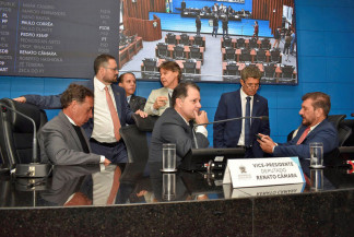 Assembleia Legislativa pode ser renovada em até 42% nas eleições do próximo ano