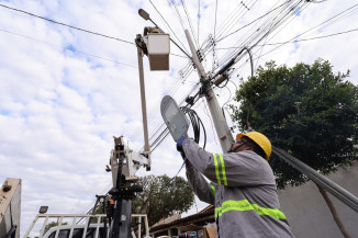 Iluminação de LED chega ao BNH 4º Plano e modernização avança em Dourados