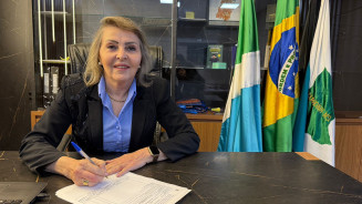 Prefeita Nair Branti reforça compromisso com servidor público e realiza pagamento antecipado