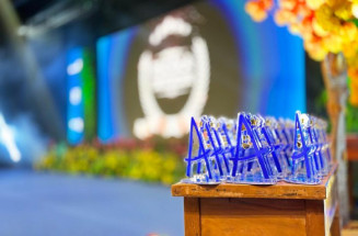 Estado premia escolas públicas com melhores resultados em alfabetização