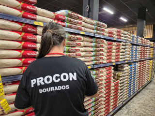 Pesquisa do Procon revela queda de 6,44% no valor médio da Cesta Básica em Dourados